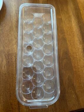 Clear Refrigerator Egg Holder Dispenser Storage Bin  Lid Holds 21 Eggs